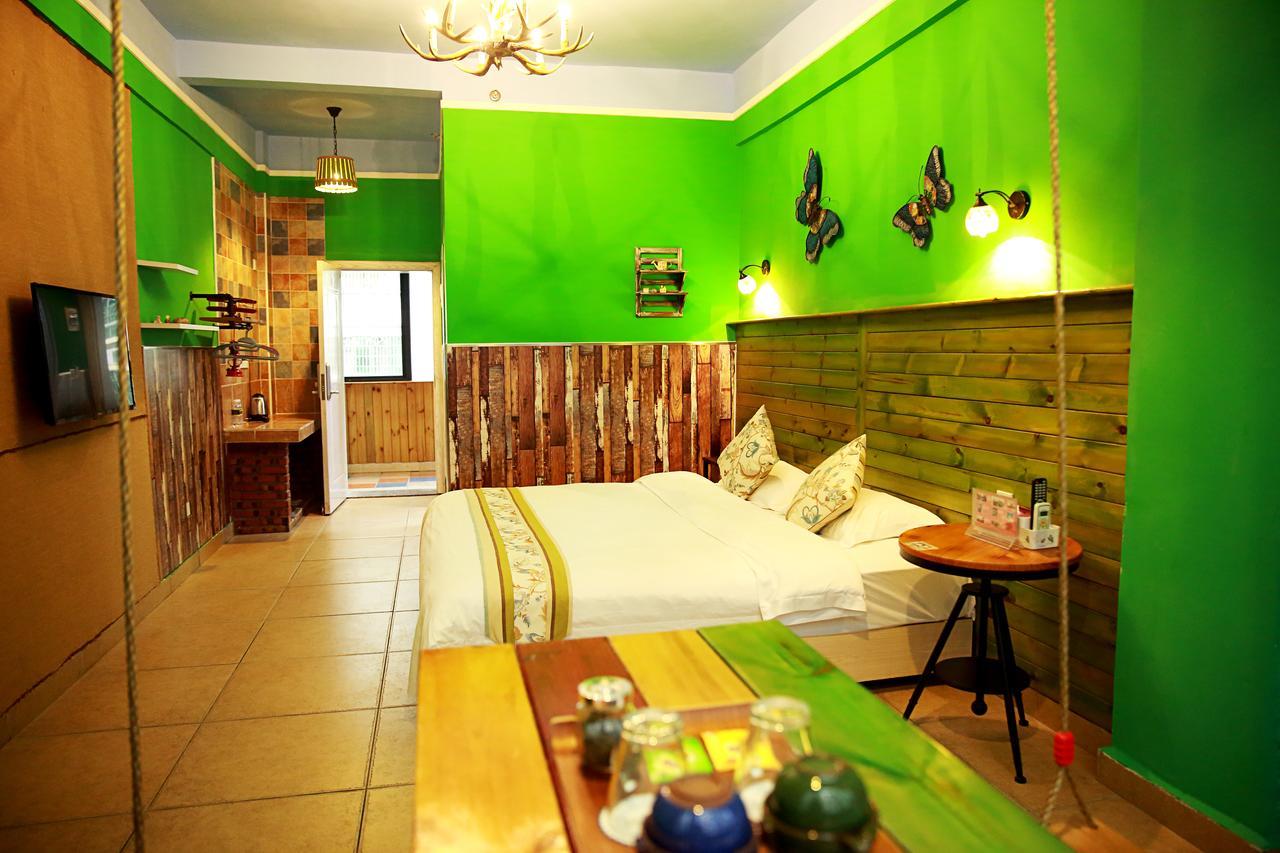Haikou Time Inn Theme Hotel Exterior foto